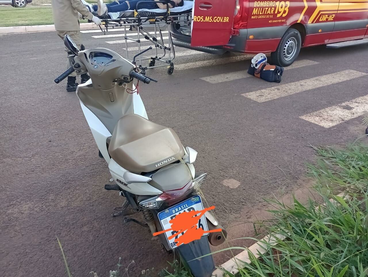 Imagem de compartilhamento para o artigo Motociclista é atingida por carro e fica ferida em Chapadão do Sul da MS Todo dia